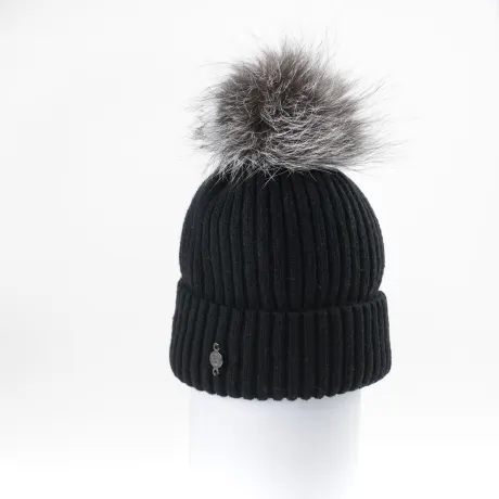 Harricana -  Classic Beanie W Upcycled Fur Pom