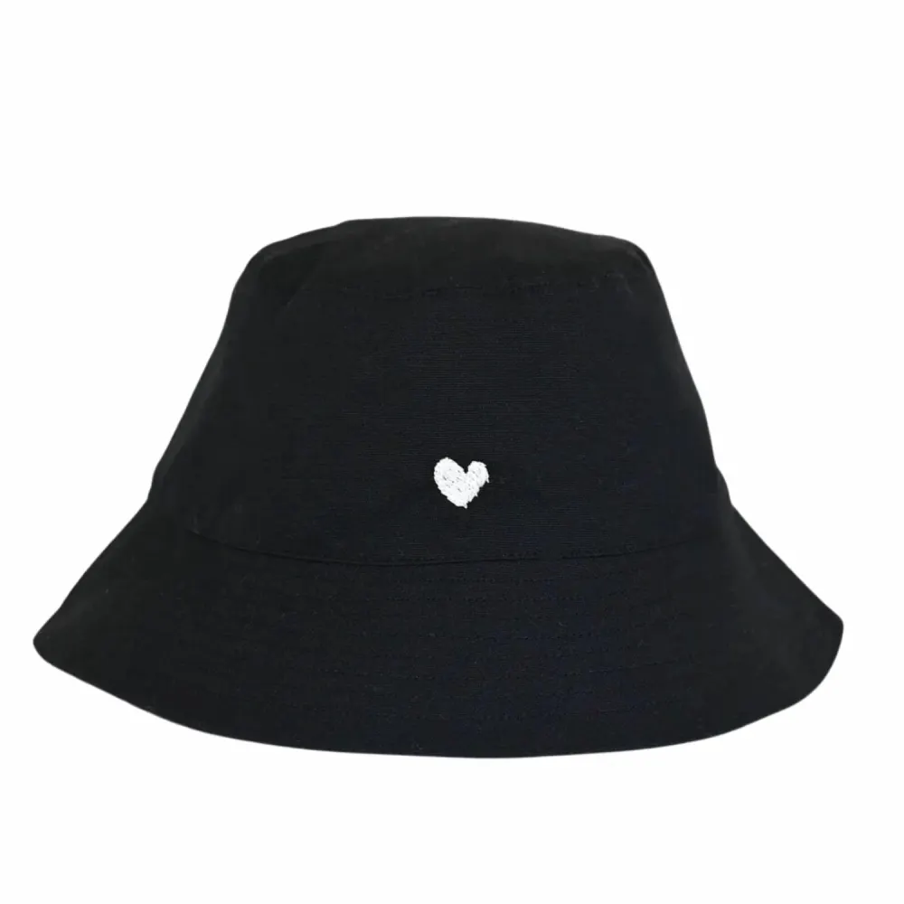 KERRI ROSENTHAL - Women's Bucket Hat Heart