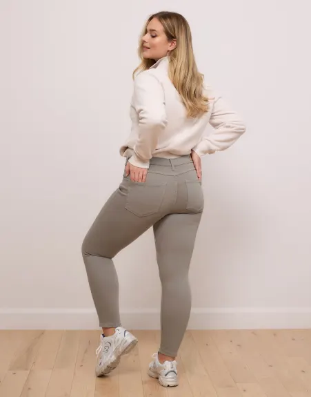 Yoga Jeans- Coupe Étroite Taille Classique