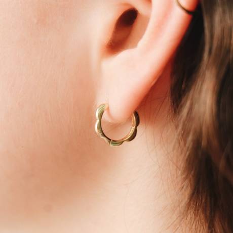 Horace Jewelry - Hoop earrings with scalloped effect Colio