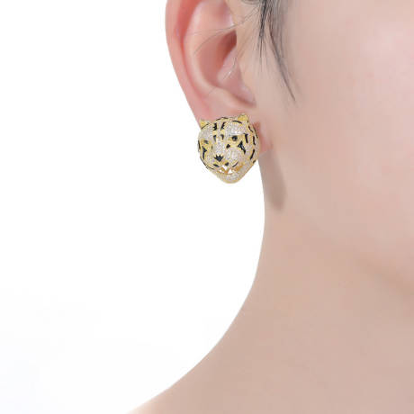 Genevive Sterling Silver 14k Gold Plated with Clear Cubic Zirconia Leopard Head Stud Earrings