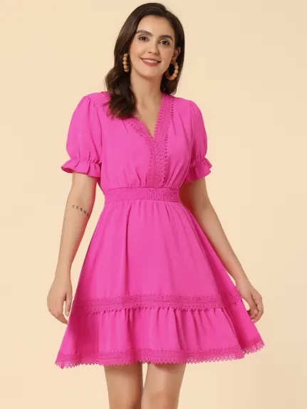 Allegra K- Mini robe bohème à col en V et taille élastique smockée à manches courtes