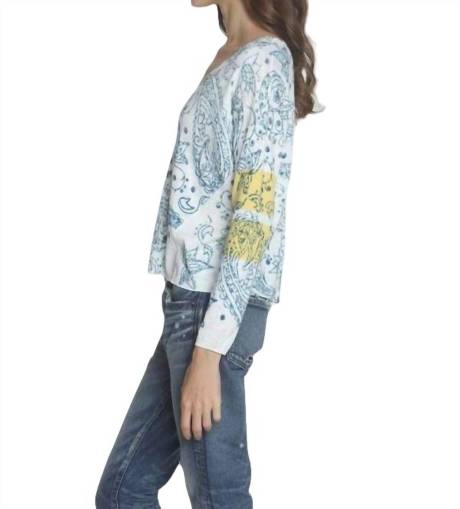 LABEL+thread Top Vee Paisley