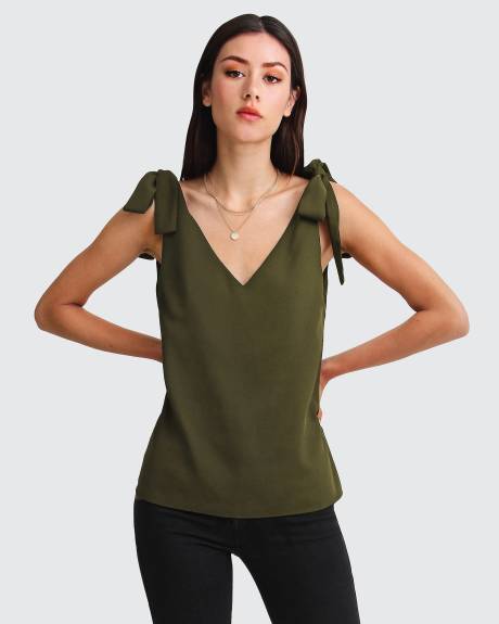 Belle & Bloom Feel For You V Neck Top