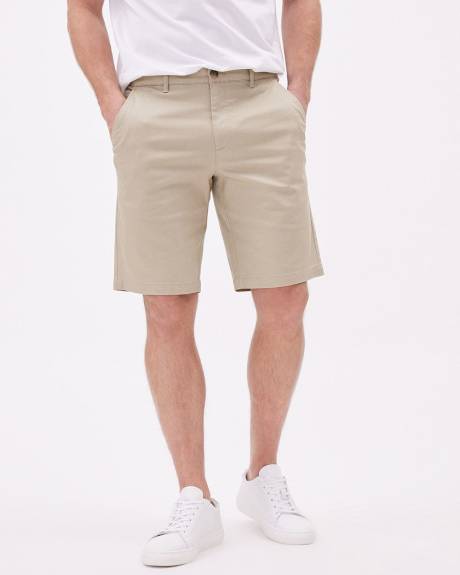 Short Chino