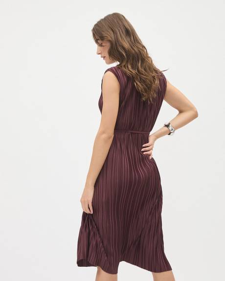 Robe Midi Plissée à Manches Très Courtes