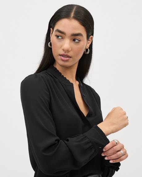 Silky Crepe Long-Sleeve Buttoned-Down Blouse