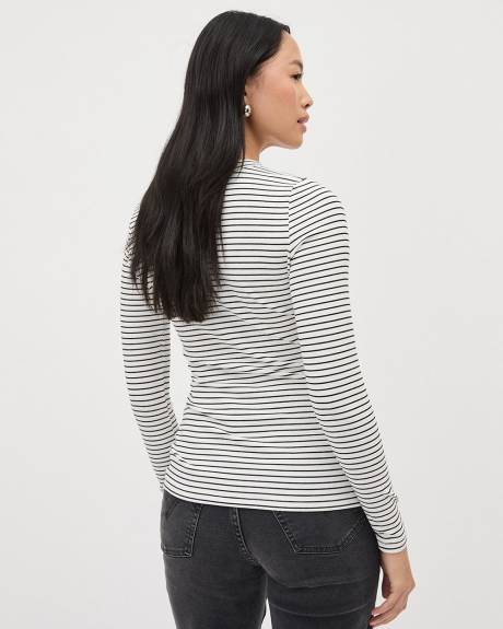 Striped Long-Sleeve Crew-Neck Fitted Tee