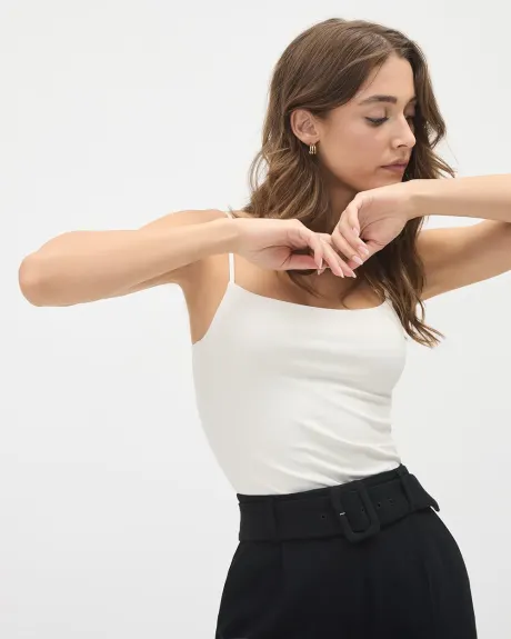 Camisole à Encolure Dégagée et Bretelles Spaghetti