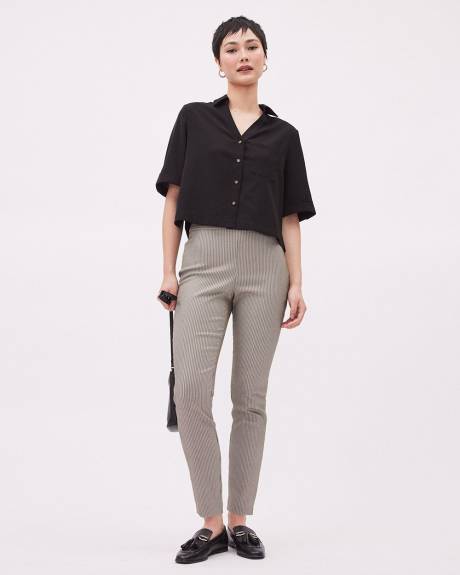 Short-Sleeve Buttoned-Down Crepe Blouse