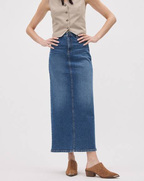 Medium-Wash Maxi Denim Skirt with Back Slit