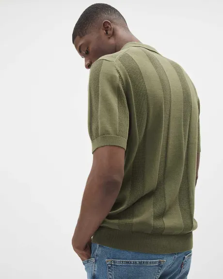 Short-Sleeve Polo Sweater with Vertical Stitches