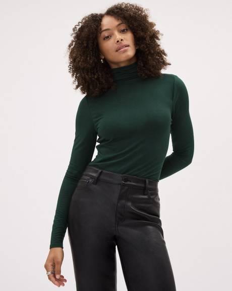 Fitted Long-Sleeve Mock-Neck Tee