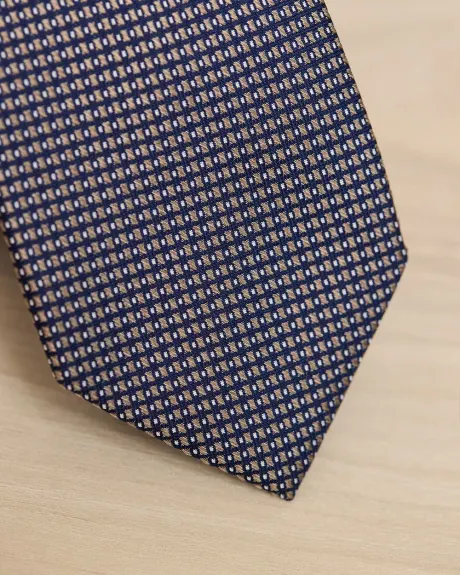 Regular Tie with Textured Geometric Pattern