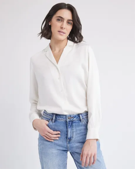 Long-Sleeve Buttoned-Down Fluid Blouse