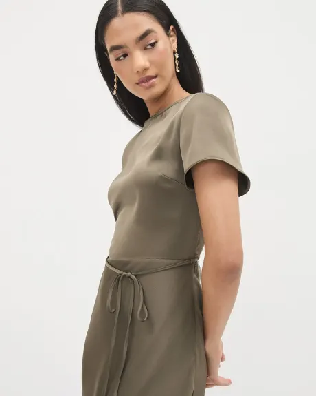 Satin Short-Sleeve Fitted Midi Dress