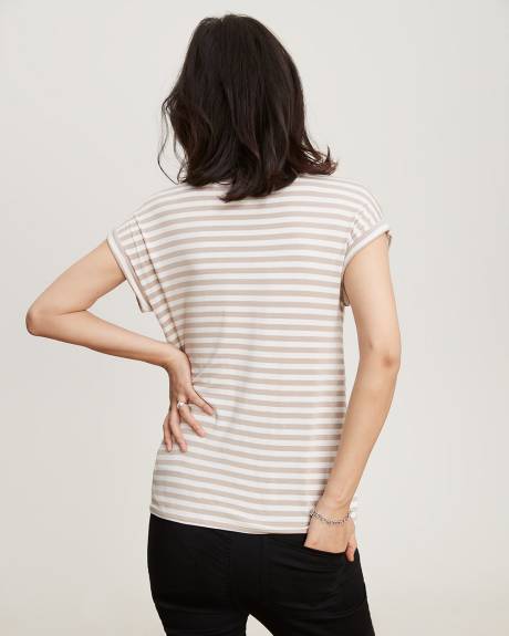 V-Neck Extended Shoulder Nursing T-Shirt - Thyme Maternity