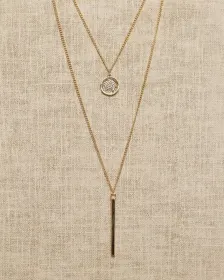 Collier à Doubles Chaînes avec Pendentifs Disque et Bâton