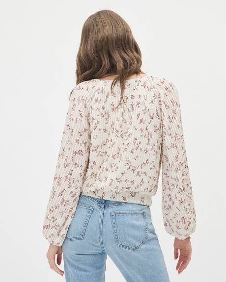 Long-Sleeve Pleated Popover Blouse with Floral Pattern