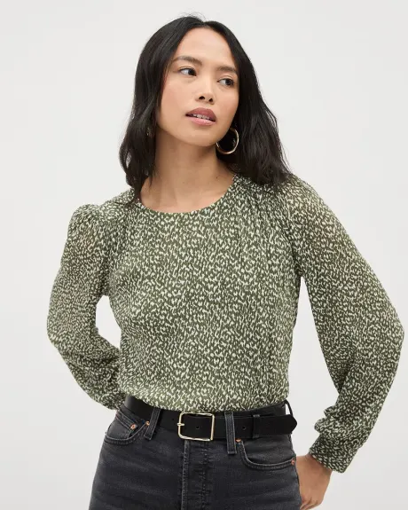 Long-Puffy-Sleeve Top with Buttons at Shoulder