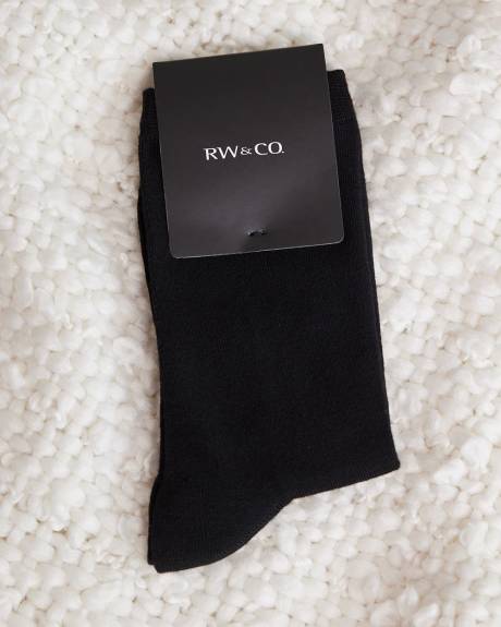 Basic Black Crew Socks