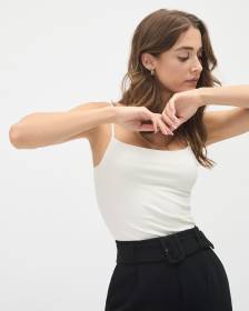 Camisole à Encolure Dégagée et Bretelles Spaghetti