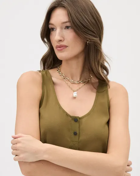 Sleeveless U-Neck Blouse