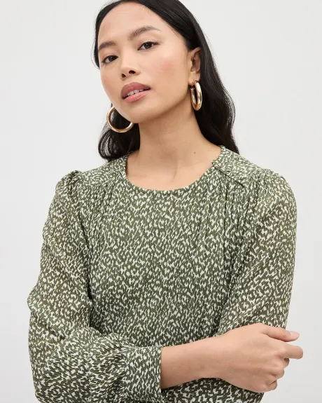 Long-Puffy-Sleeve Top with Buttons at Shoulder