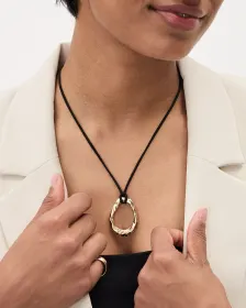 Collier en Cordon avec Pendentif Organique