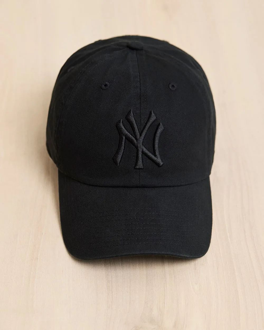 Black NY Yankees Classic '47 Clean Up Cap