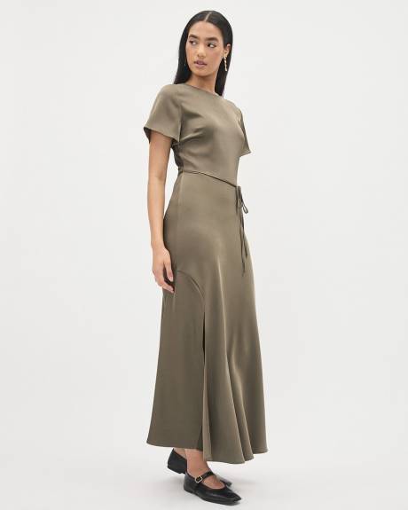 Satin Short-Sleeve Fitted Midi Dress