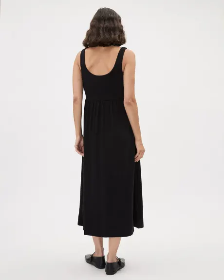 Fit and Flare Sleeveless Midi Dress with Pockets - Thyme Maternity