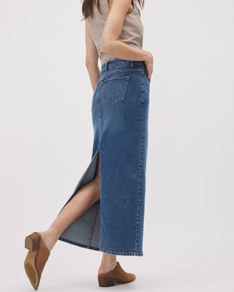 Medium-Wash Maxi Denim Skirt with Back Slit