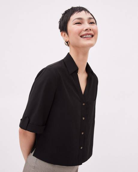 Short-Sleeve Buttoned-Down Crepe Blouse