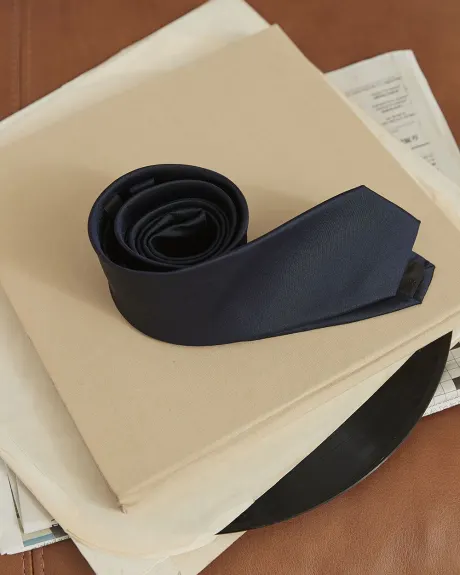 Skinny Dark Solid Tie