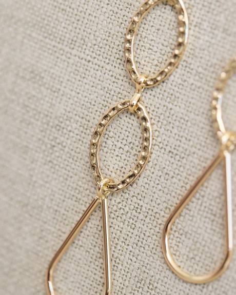 Delicate Metal Pendant Earrings