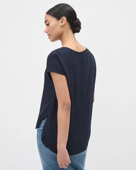 Blouse en Crêpe Soyeuse Unie à Manches Courtes et Col Rond