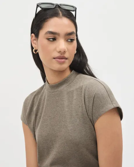 Extended-Sleeve Mock-Neck Ribbed Top