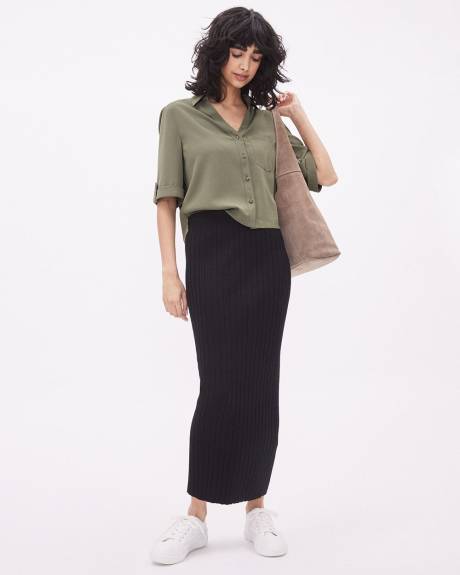 Short-Sleeve Buttoned-Down Crepe Blouse