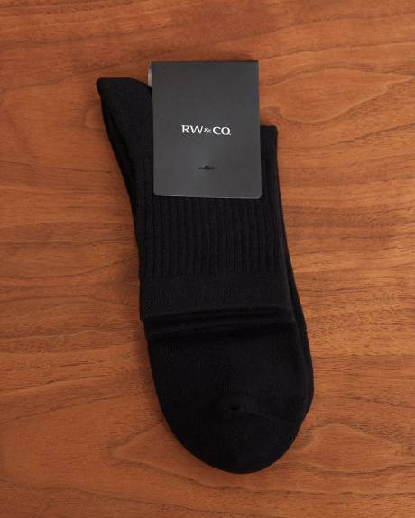 Solid Low Crew Socks