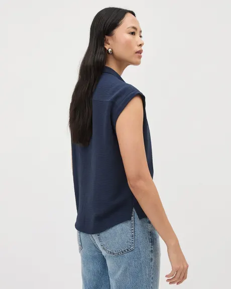 Extended-Sleeve Buttoned-Down Fluid Blouse with Shirt Collar