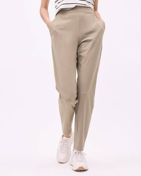 4-Way Stretch Jogger Ankle Pant