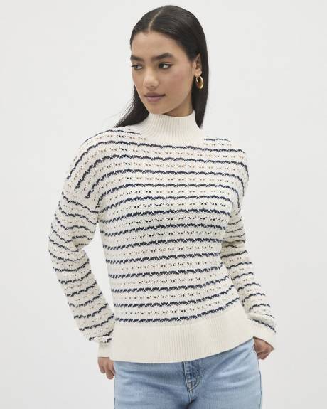 Cropped Boxy Mock-Neck Sweater with Cable Stitches