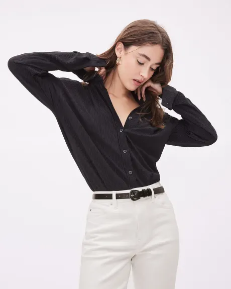 Long-Sleeve Buttoned-Down Pleated Knit Shirt