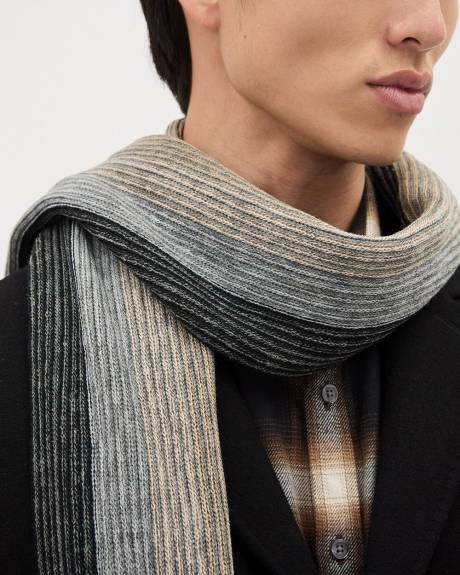 Wide-Stripe Scarf with Fringes