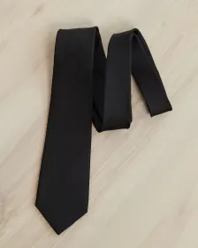 Regular Silk Solid Tie