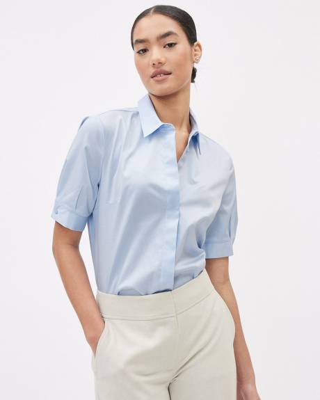 Short-Sleeve Buttoned-Down Poplin Blouse