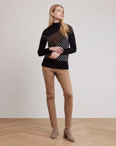 High-Rise Legging Pant with Zipper Fly