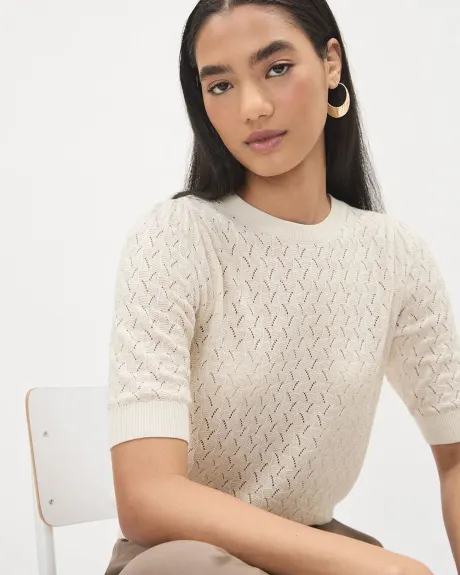 Short-Puffy-Sleeve Classic Sweater with Crew Neckline