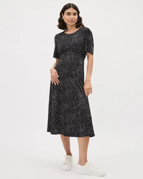 Short-Sleeve Crew-Neck Midi Dress - Thyme Maternity